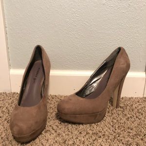 Madden Girl nude suede pumps